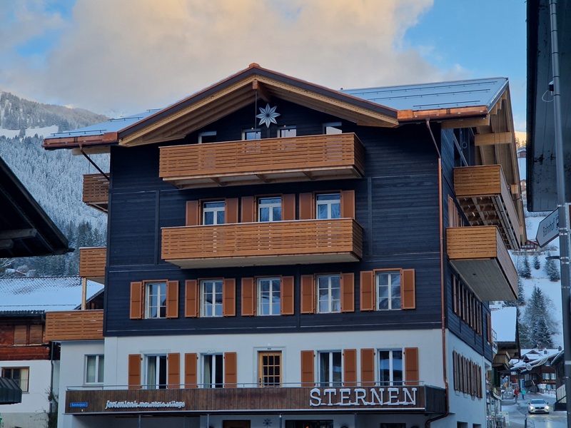 Hotel Sternen Lenk in neuem Glanz, West Fassade